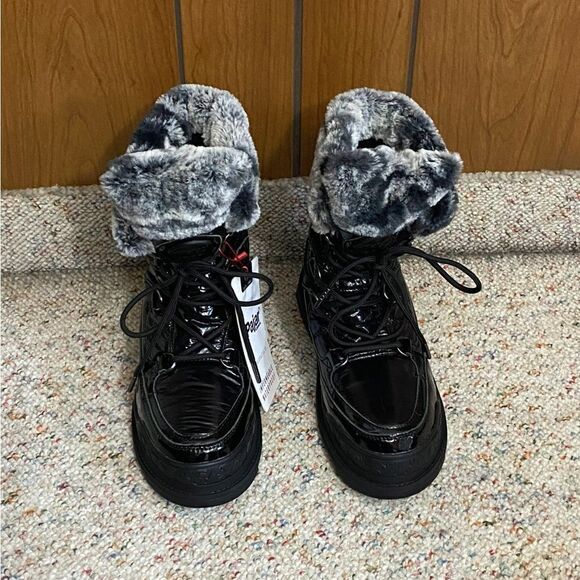 Pajar Canada Faux Fur-trim Lace-up Boots size 39 - Picture 3 of 15